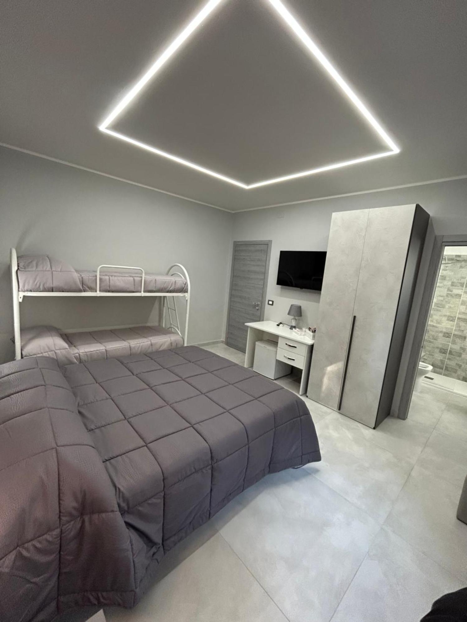 Skycity 2 B&B Νάπολη Εξωτερικό φωτογραφία